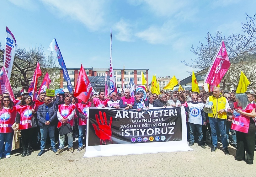 Öfke, umutsuzluk, okullarda  silah sesi olarak yankılanıyor