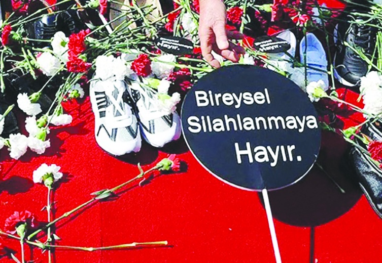 Bu toplumda 30 milyon  ruhsatsız silahın ne işi var?