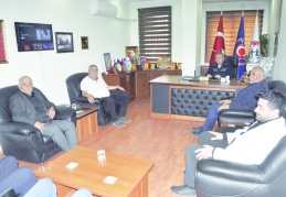 Siyasi belirsizlik, liyakatin önüne  geçiyor ve çalışma barışını bozuyor