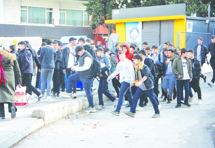 Her dört çocuktan biri derin yoksulluk  koşullarında yaşam mücadelesi veriyor