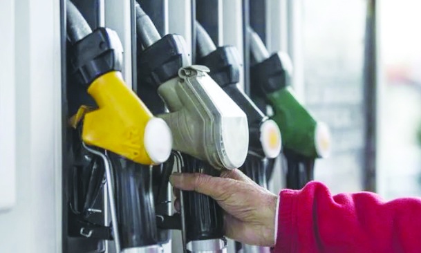 Akaryakıta çifte zam geliyor