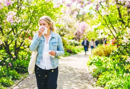 Mevsim geçişlerinde polen alerjisi artıyor