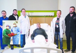 8,5 kiloluk böbrek 30 dakikada alındı