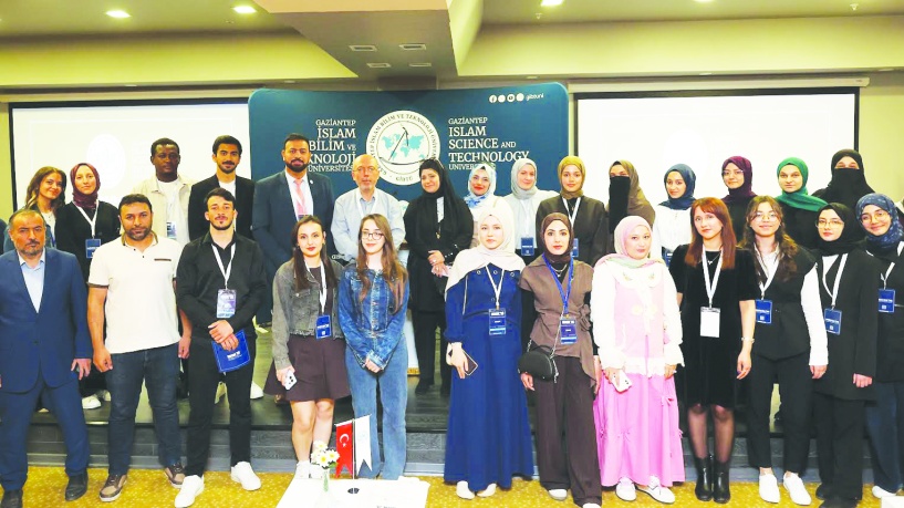 Dil çalışmaları kültürler arası  anlayışın en önemli araçlarından biri