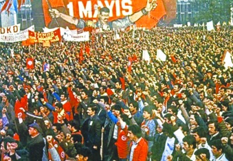 Yoksulluğun gölgesinde 1 Mayıs: Memur yoksul, emekli perişan