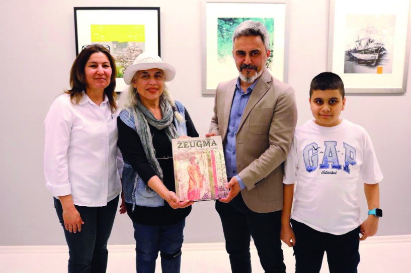 Derin sergisi sanatseverlerle buluştu