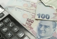 Ekonomi battı, borçlar şahlandı
