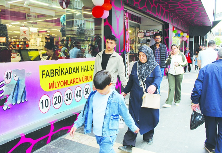 Zengin daha zengin olurken, emeğiyle  geçinenler daha fazla yoksullaşıyor