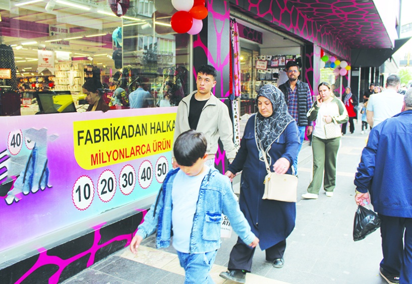 Zengin daha zengin olurken, emeğiyle  geçinenler daha fazla yoksullaşıyor