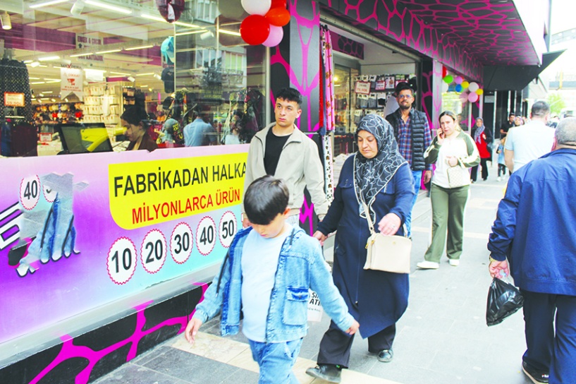 Zengin daha zengin olurken, emeğiyle  geçinenler daha fazla yoksullaşıyor