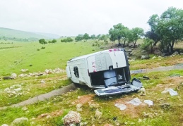 İşçi servisi şarampole yuvarlandı 16 kişi yaralandı