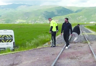 13 öğrenci yaralandı