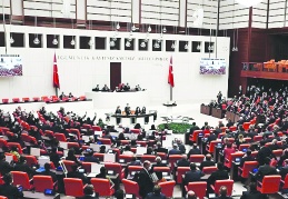 Meclisin gündemi halkın gündeminden uzak