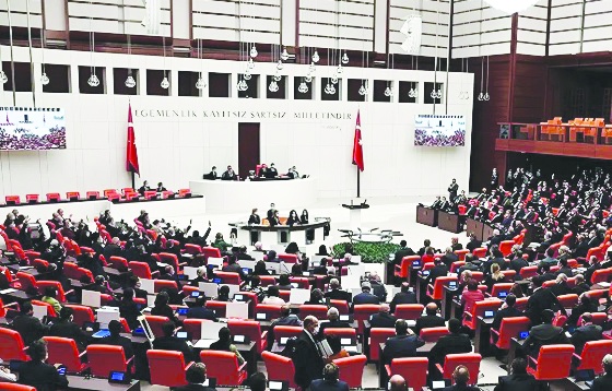 Meclisin gündemi halkın gündeminden uzak