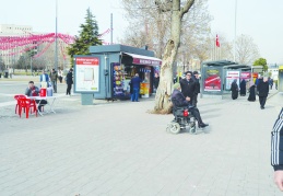 Eğitim yaşındaki çok sayıda engelli  eğitimden ve okuldan yoksun