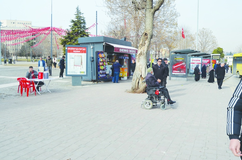 Eğitim yaşındaki çok sayıda engelli  eğitimden ve okuldan yoksun