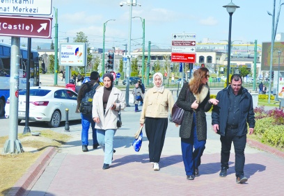 12 ayda şiddete en fazla maruz kalan  grup 15-24 yaş arası genç kadınlar