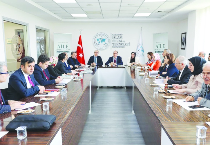 Aileyi korumak ve muhafaza etmek zorundayız