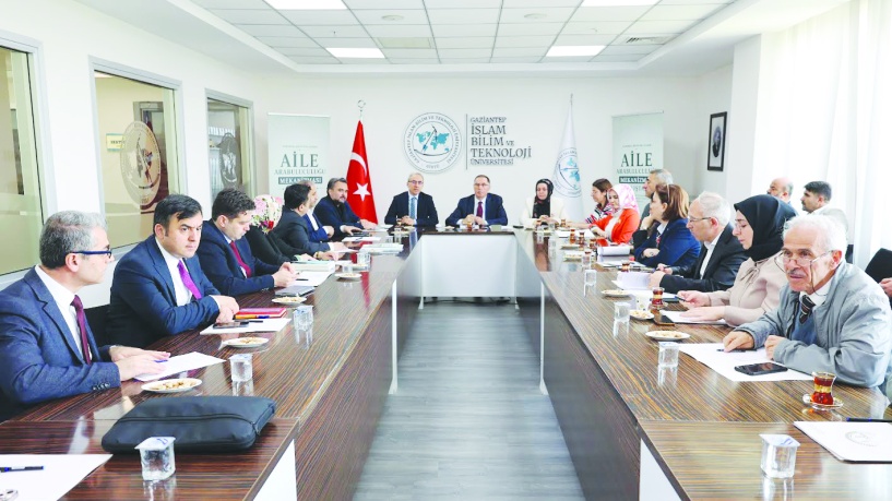 Aileyi korumak ve muhafaza etmek zorundayız