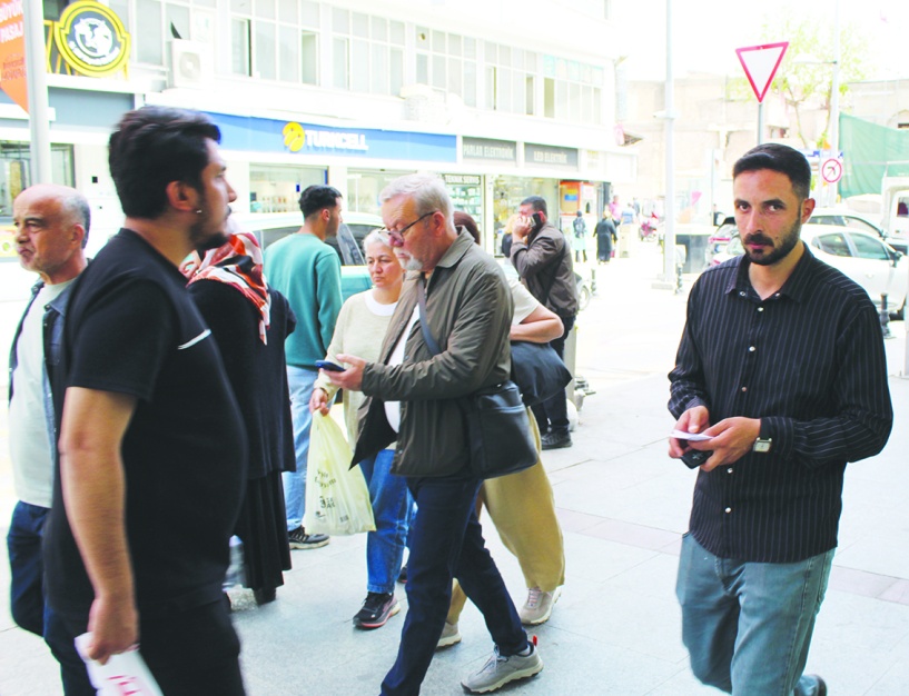 İşçiler, emekçiler sefalet ücreti ile yaşamaya mahkum edildi
