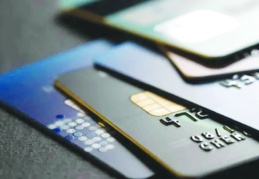 Kredi kartı harcamaları  2,1 trilyon TL'yi geçti