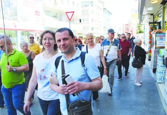 Kaçak turlar nedeniyle  dolandırılanların sayısı çok fazla