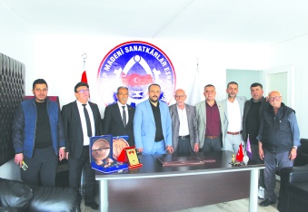 Küçük esnafın vergilerini silmiyorlar büyük holdinglerin vergisini siliyorlar