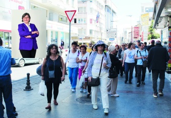 Siyasette kadın varlığının artması toplumsal  dönüşümü de beraberinde getirecek