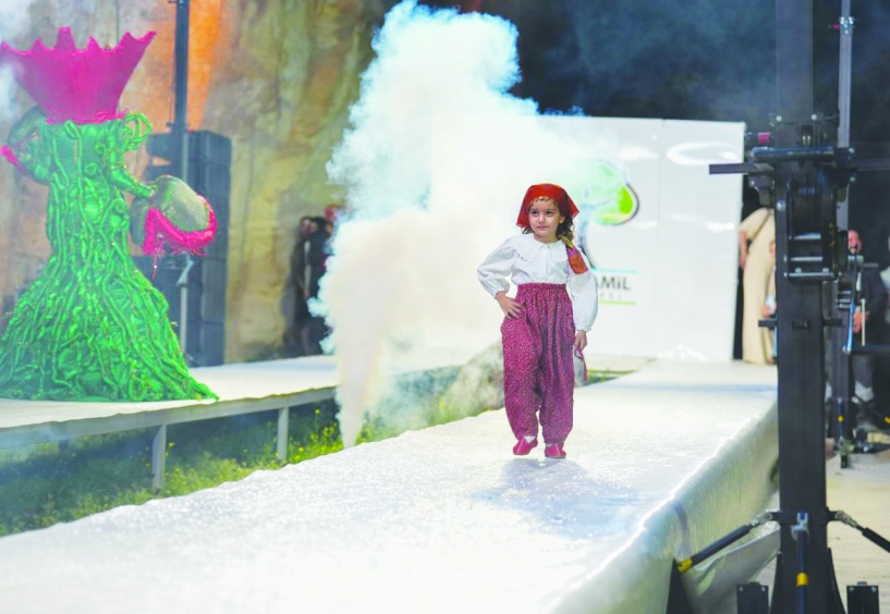 Dülük Antik Taş Ocağı’nda Cosplay ve Sürrealizm Defilesi