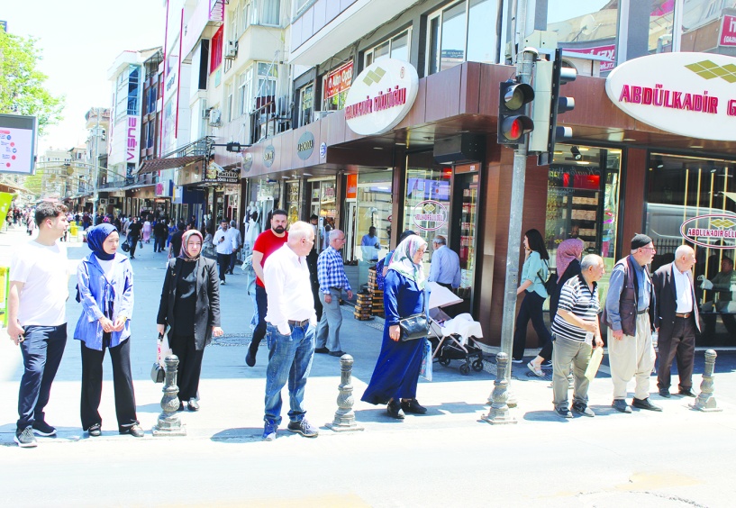 Türkiye’de en büyük sorun  adalet ve demokrasi