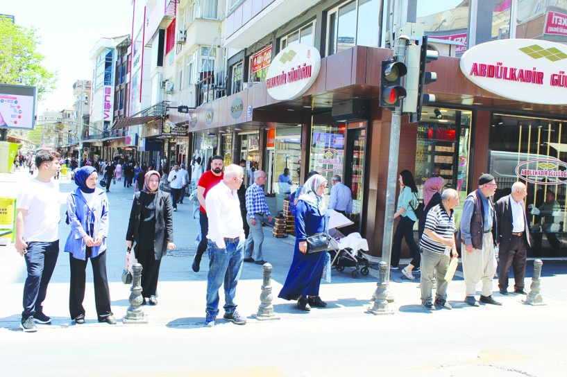Türkiye’de en büyük sorun  adalet ve demokrasi