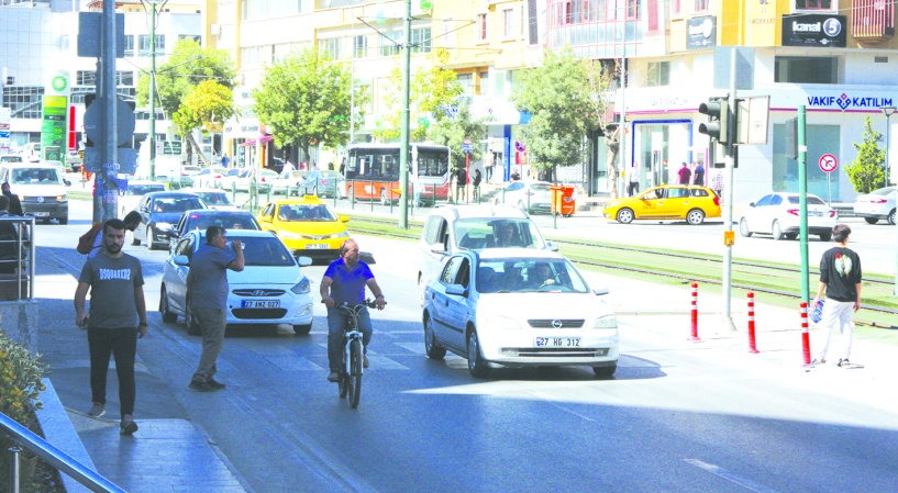 Yayalara yol vermeyenlere ceza yağdı
