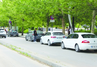 Araç sayısı arttıkça otopark sorunu da büyüyor