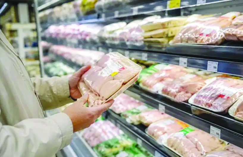 Beyaz ette sıra markette
