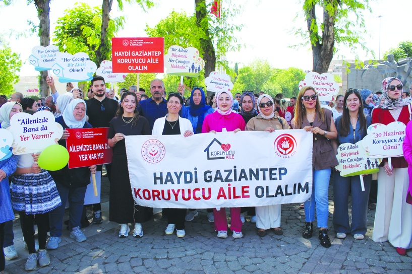 Her evladın, bir ailede yaşamaya  ve iyi eğitim almaya hakkı var