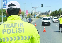Yılın ilk 5 ayında 93 milyar 129 milyon TL trafik cezası kesildi