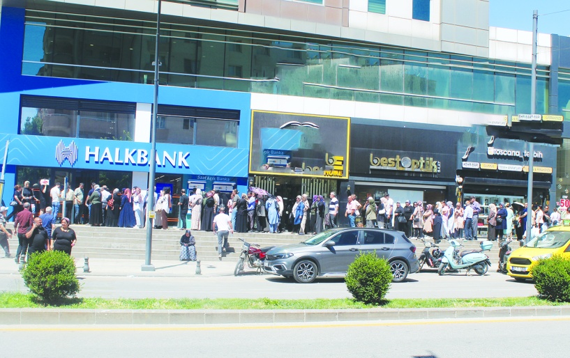Vatandaşın sosyal  yardım çilesi bitmiyor
