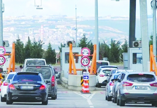 Otoyol ve köprü geçiş ücretlerine zam geldi