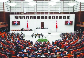 Devlet Hastanelerinde  sürünen vatandaşa duyurulur!