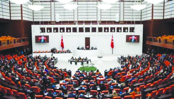 Devlet Hastanelerinde  sürünen vatandaşa duyurulur!