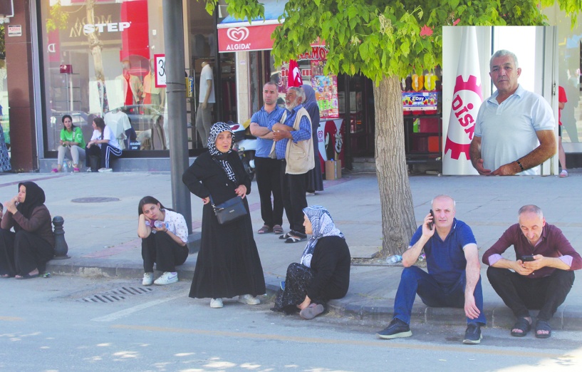 Tarihin en derin ekonomik krizlerinden biri yaşanıyor