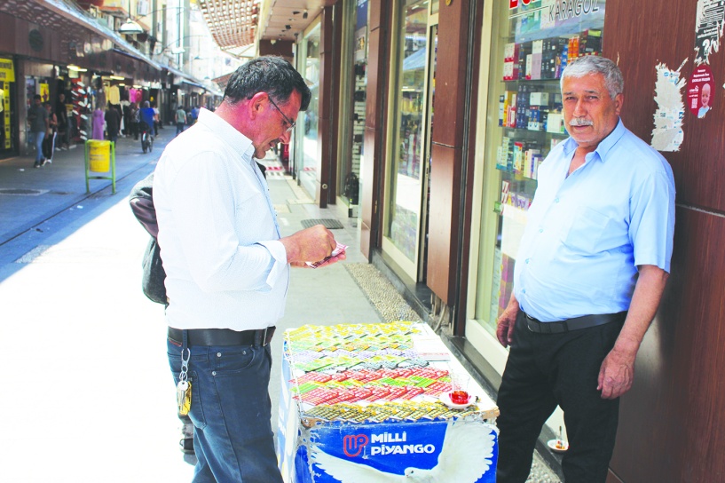 Sesimizi duyan, bize sahip  çıkan, sorunlarımızı çözen yok