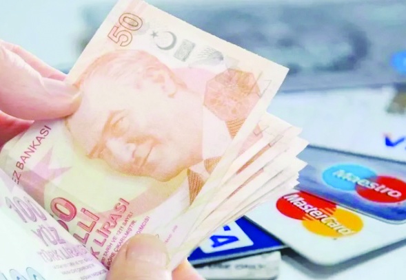 Vatandaşın "eksi hesap" borcu 1,2 trilyon lirayı aştı!