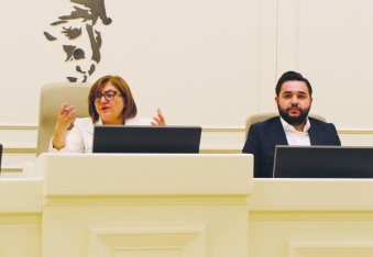 Birileri sizin emeğinize karşılık  bir adisyon ile turistleri kaçırıyor
