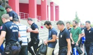 FETÖ’cülükten 720 bin kişiye işlem yapıldı, siyaset ayağına dokunum olmadı