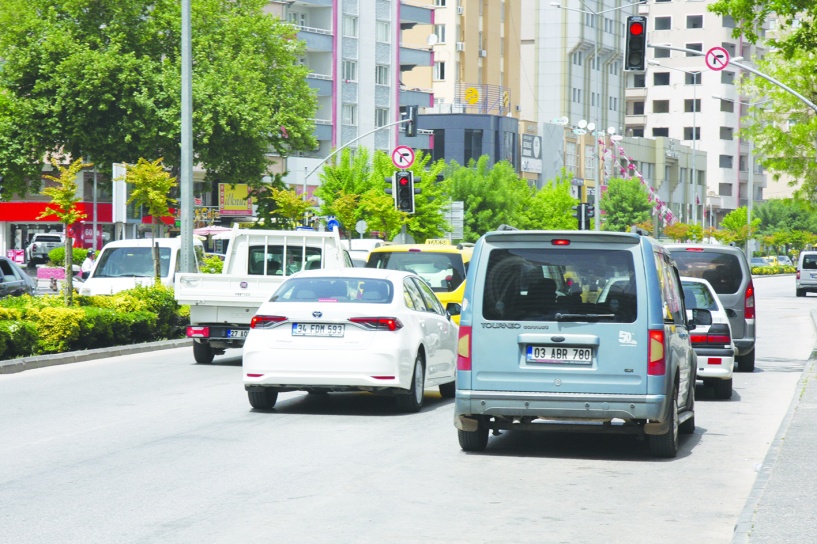 Araç sayısının artmasıyla sorunlar büyüdü