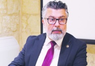 Tutuklama, cezalandırma yöntemi gibi kullanıyor