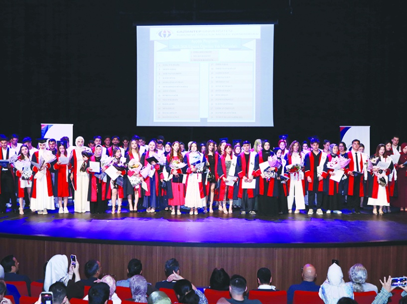 “İşinizi severek yapmak çok önemli turizm sizin ellerinizde”