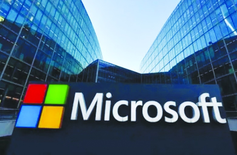 Apple ve Microsoft zirveyi Alphabet’e bıraktı
