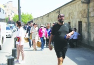 Yerel işletmeler gelir kaybı ve pazar  dışına itilme riskiyle karşı karşıya